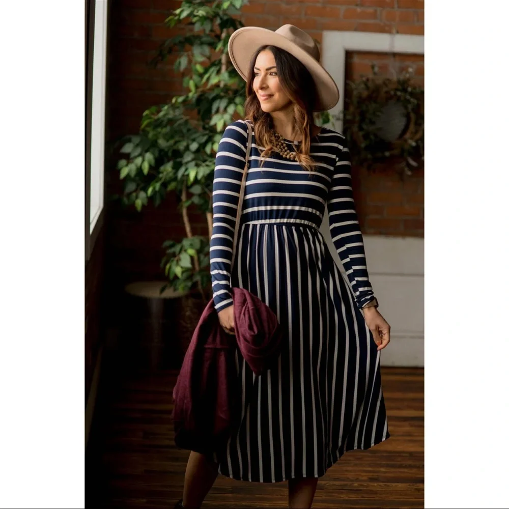 Brand New | Striped Midi Dress - Picture 4 of 16